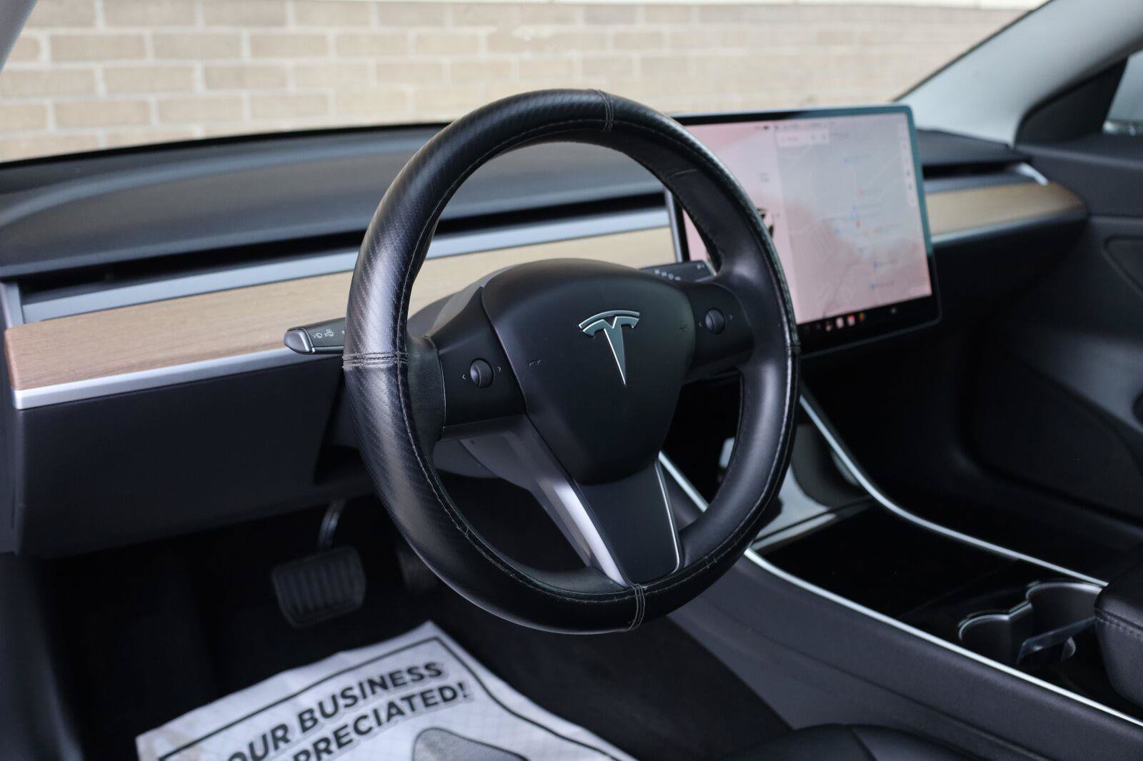 Used 2020 Tesla Model 3 Standard Range Plus RWD image 16