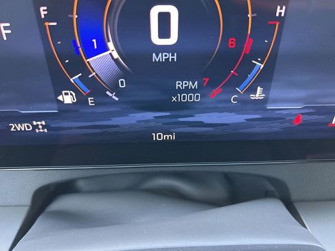 Used 2026 Chevrolet Traverse LT w/ Sun and Wheel Package AWD/4WD image 27