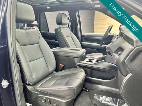 Used 2023 Chevrolet Tahoe RST w/ Luxury Package AWD/4WD image 8