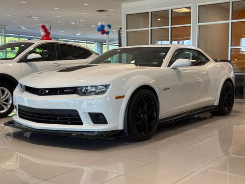 Used 2015 Chevrolet Camaro Z/28 RWD image 6