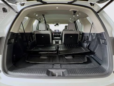 Used 2025 Honda Pilot EX-L image 27