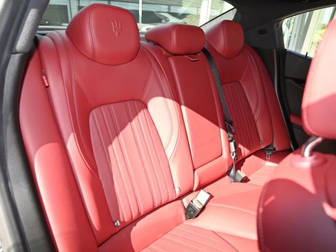 Certified 2022 Maserati Ghibli Modena Q4 image 48