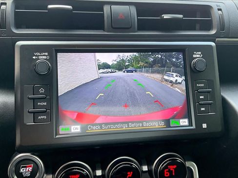 Used 2023 Toyota GR86 RWD image 25