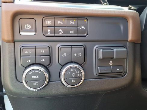 New 2026 Chevrolet Tahoe High Country image 12