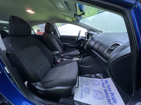 Used 2018 Kia Forte LX w/ LX Rear Camera Package image 15