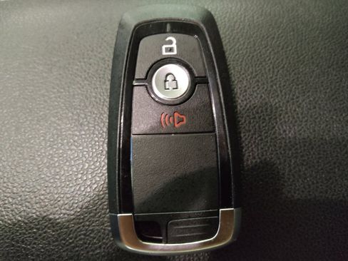 Used 2020 Ford Escape SE FWD image 32