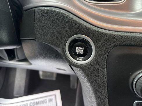 Used 2023 Dodge Charger SXT image 20