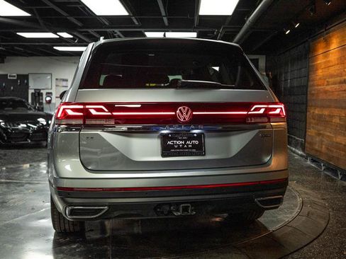 Used 2024 Volkswagen Atlas SE image 6