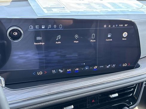 New 2026 Chevrolet Suburban Premier image 27