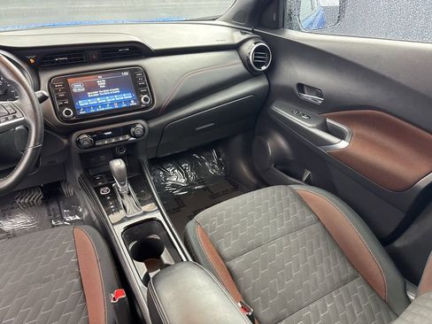 Used 2024 Nissan Kicks SR image 10