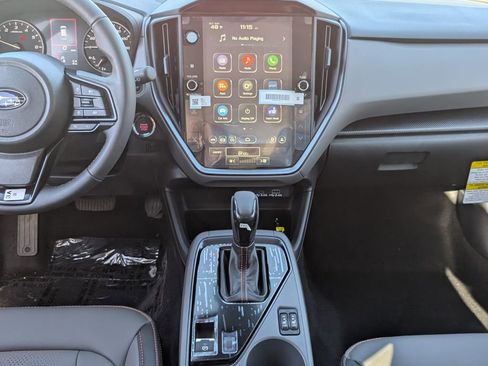 New 2025 Subaru Crosstrek 2.5i Limited w/ Crosstrek Mirror Package image 22