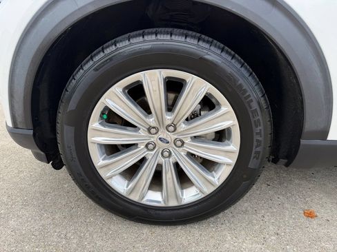 Used 2020 Ford Explorer Limited RWD image 10