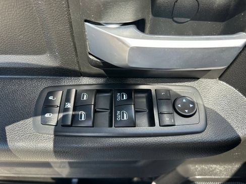 Used 2019 RAM 2500 Tradesman AWD/4WD image 28