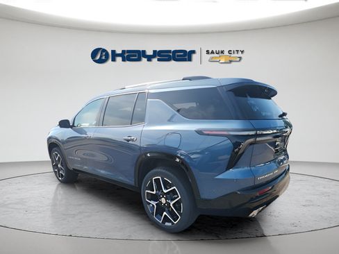 Used 2026 Chevrolet Traverse High Country w/ LPO, Floor Liner Package AWD/4WD image 4