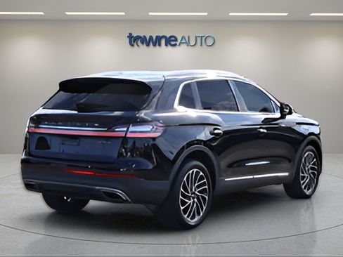 Used 2020 Lincoln Nautilus Reserve AWD/4WD image 5
