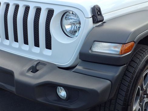 Used 2021 Jeep Wrangler Unlimited Sport AWD/4WD image 29