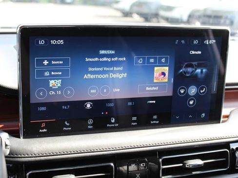 Used 2023 Lincoln Nautilus Reserve w/ Equipment Group 202A AWD/4WD image 22