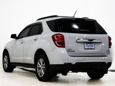 Used 2017 Chevrolet Equinox LT w/ Convenience Package image 9