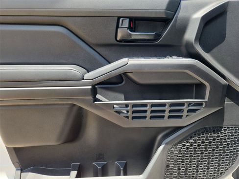 Used 2025 Toyota Tacoma SR RWD image 20