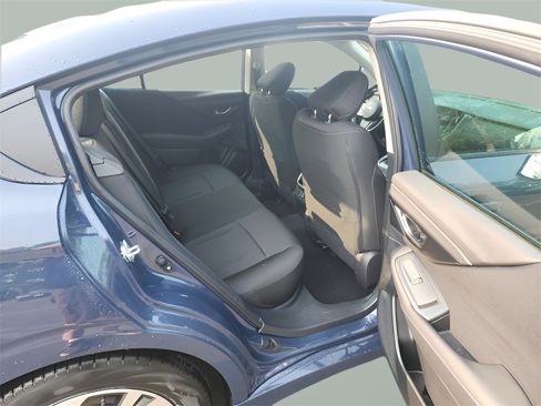 Used 2025 Subaru Legacy Premium image 12