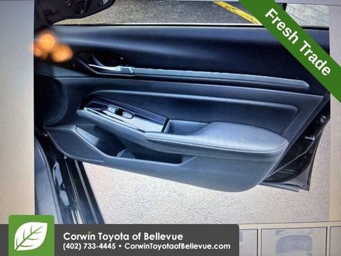 Used 2023 Nissan Altima 2.5 SV image 3