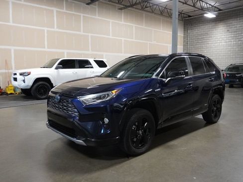 Used 2020 Toyota RAV4 XSE w/ All Weather Liner Package AWD/4WD image 2