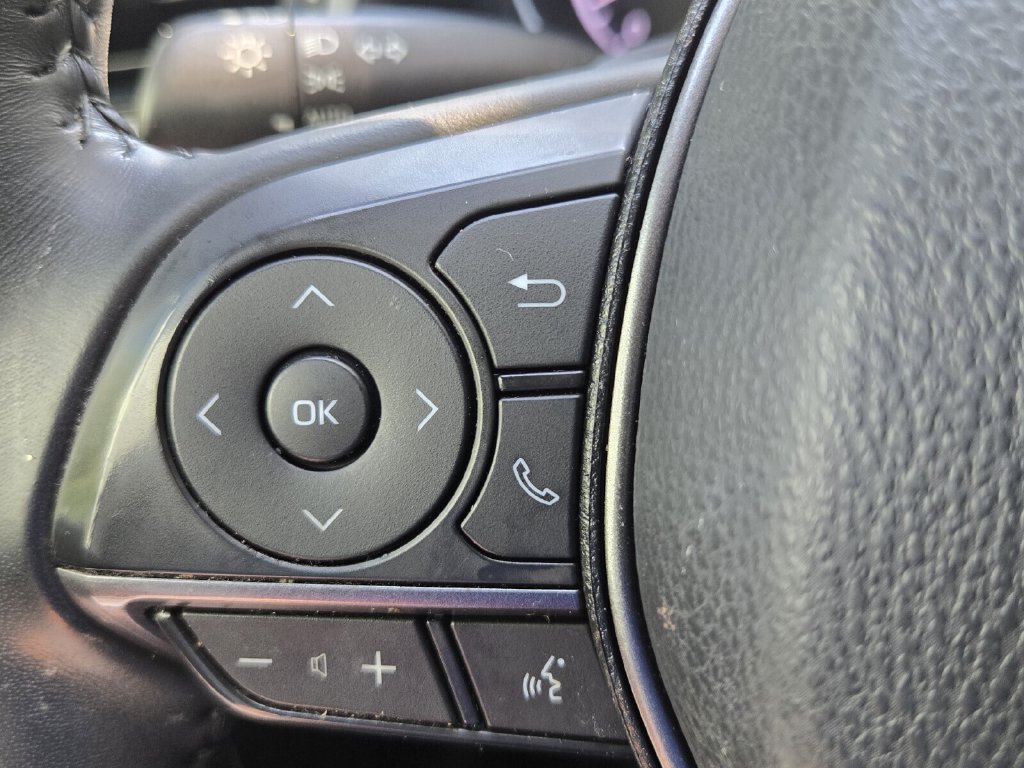 Used 2022 Toyota Camry SE w/ Audio Upgrade Package FWD image 25