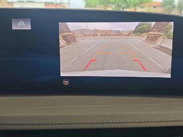 Certified 2024 Cadillac XT4 Premium Luxury w/ Technology Package FWD image 15