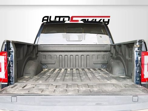 Used 2022 Ford F150 Lariat image 27