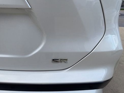 Used 2022 Nissan Kicks SR w/ Premium Package image 14