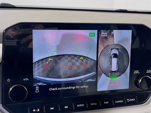 Used 2022 Nissan Rogue SL w/ SL Premium Package image 13