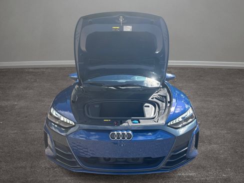 Used 2024 Audi e-tron GT Premium Plus image 13
