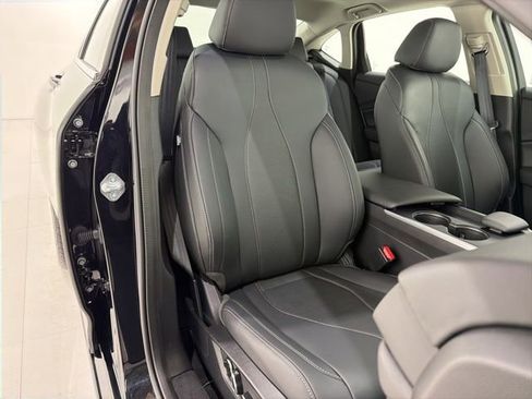 Certified 2025 Acura TLX w/ Technology Package FWD image 18