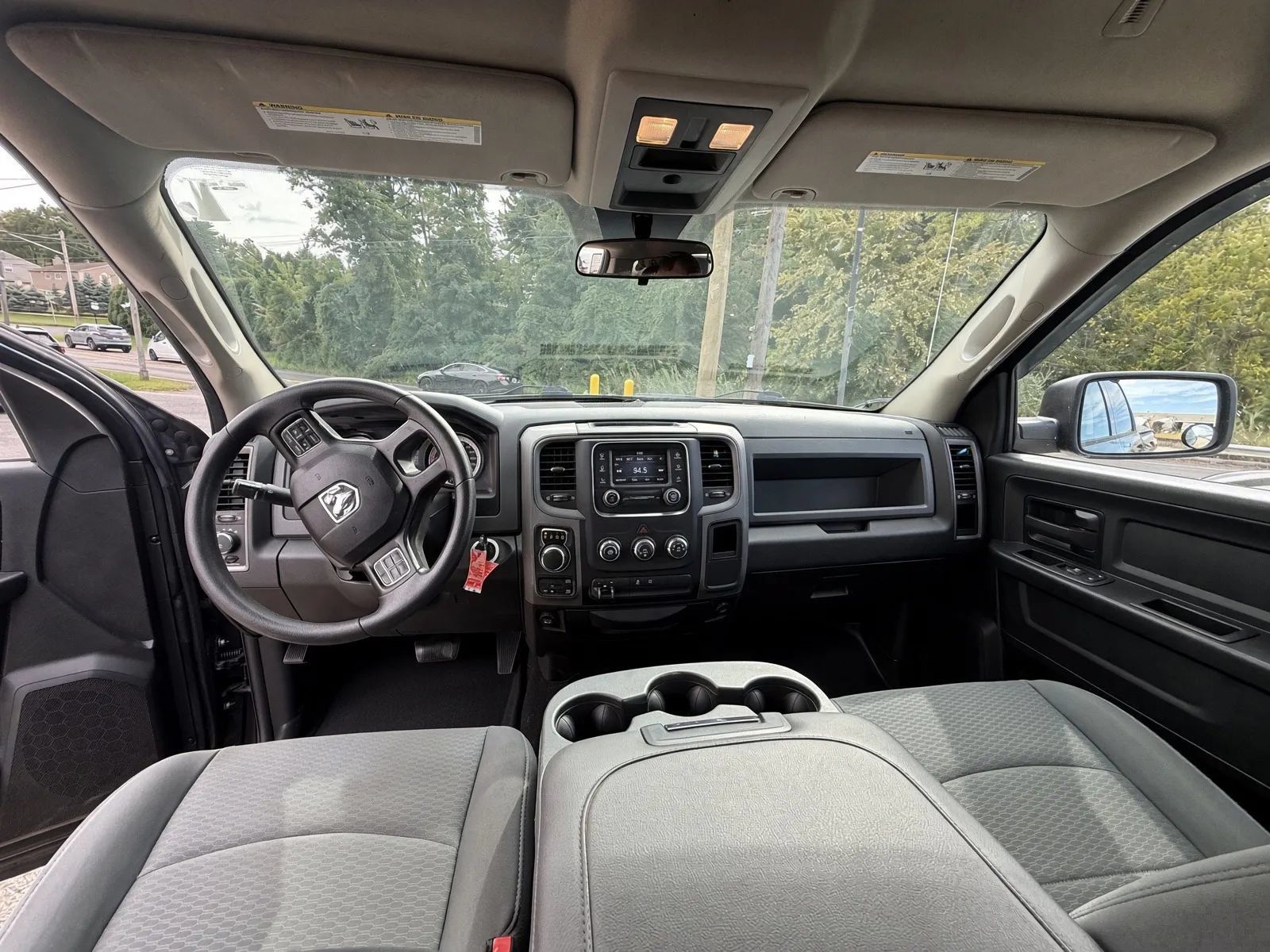 Used 2019 RAM 1500 Express AWD/4WD image 11