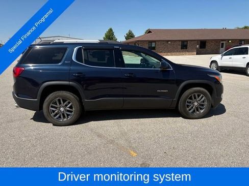 Used 2017 GMC Acadia SLT AWD/4WD image 7