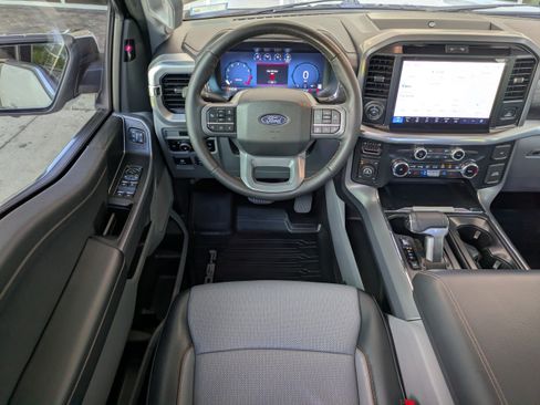 Used 2025 Ford F150 Lariat w/ Equipment Group 501A Mid AWD/4WD image 16