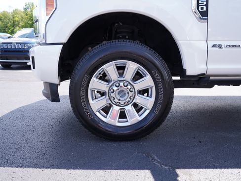 Used 2017 Ford F350 Platinum w/ Platinum Ultimate Package AWD/4WD image 15
