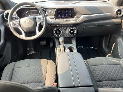 Certified 2021 Chevrolet Blazer LT FWD image 3