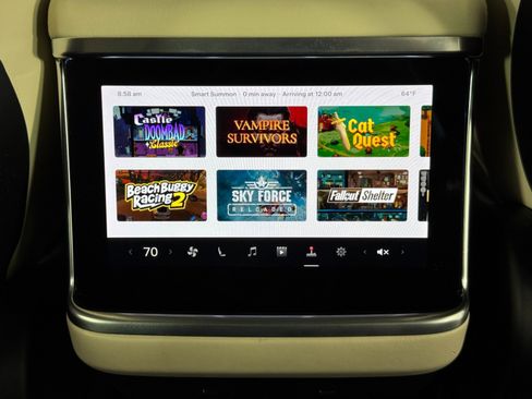 Used 2022 Tesla Model S image 39