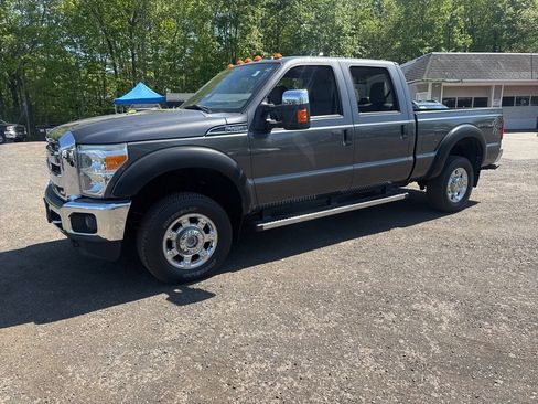 Used 2015 Ford F250 XLT w/ XLT Premium Package AWD/4WD image 22
