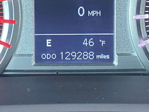 Used 2014 Toyota 4Runner SR5 Premium image 28