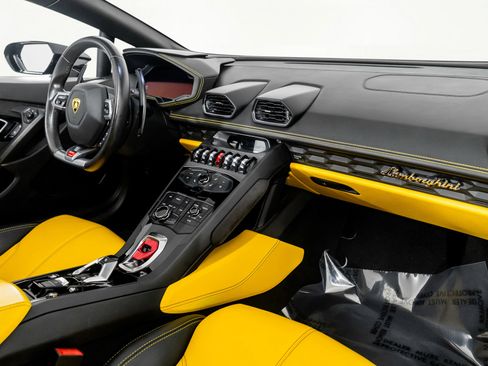 Used 2016 Lamborghini Huracan LP 610-4 image 48