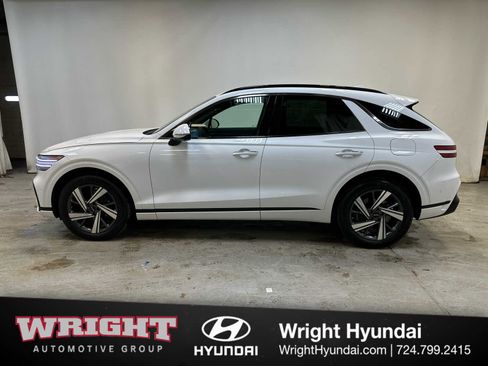 Certified 2026 Genesis GV70 3.5T Sport Advanced image 7