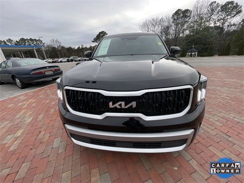 Used 2023 Kia Telluride LX image 31