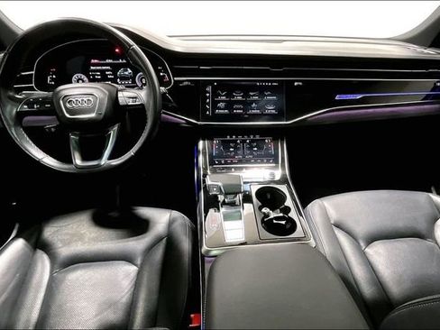 Used 2021 Audi Q8 Prestige w/ Prestige Package AWD/4WD image 9