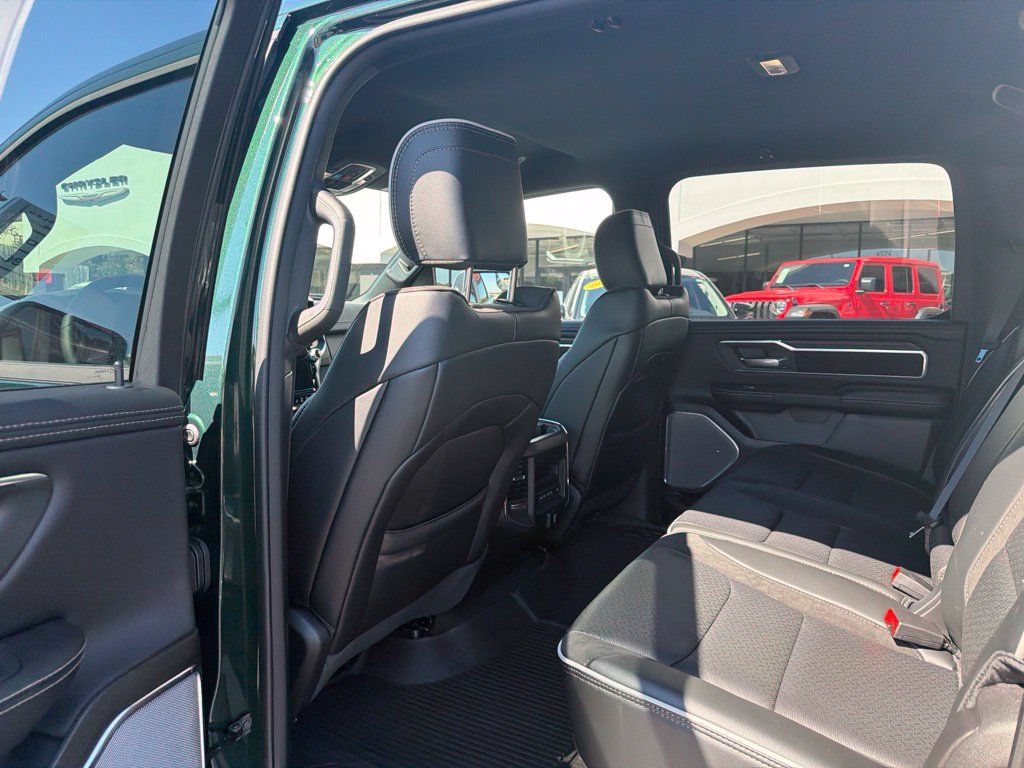 New 2027 RAM 1500 Laramie AWD/4WD image 14