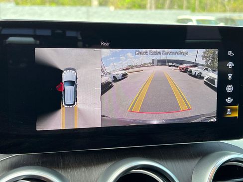 Used 2022 Mercedes-Benz GLC 300 4MATIC image 30