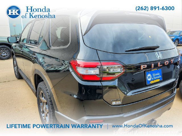 New 2026 Honda Pilot TrailSport image 7