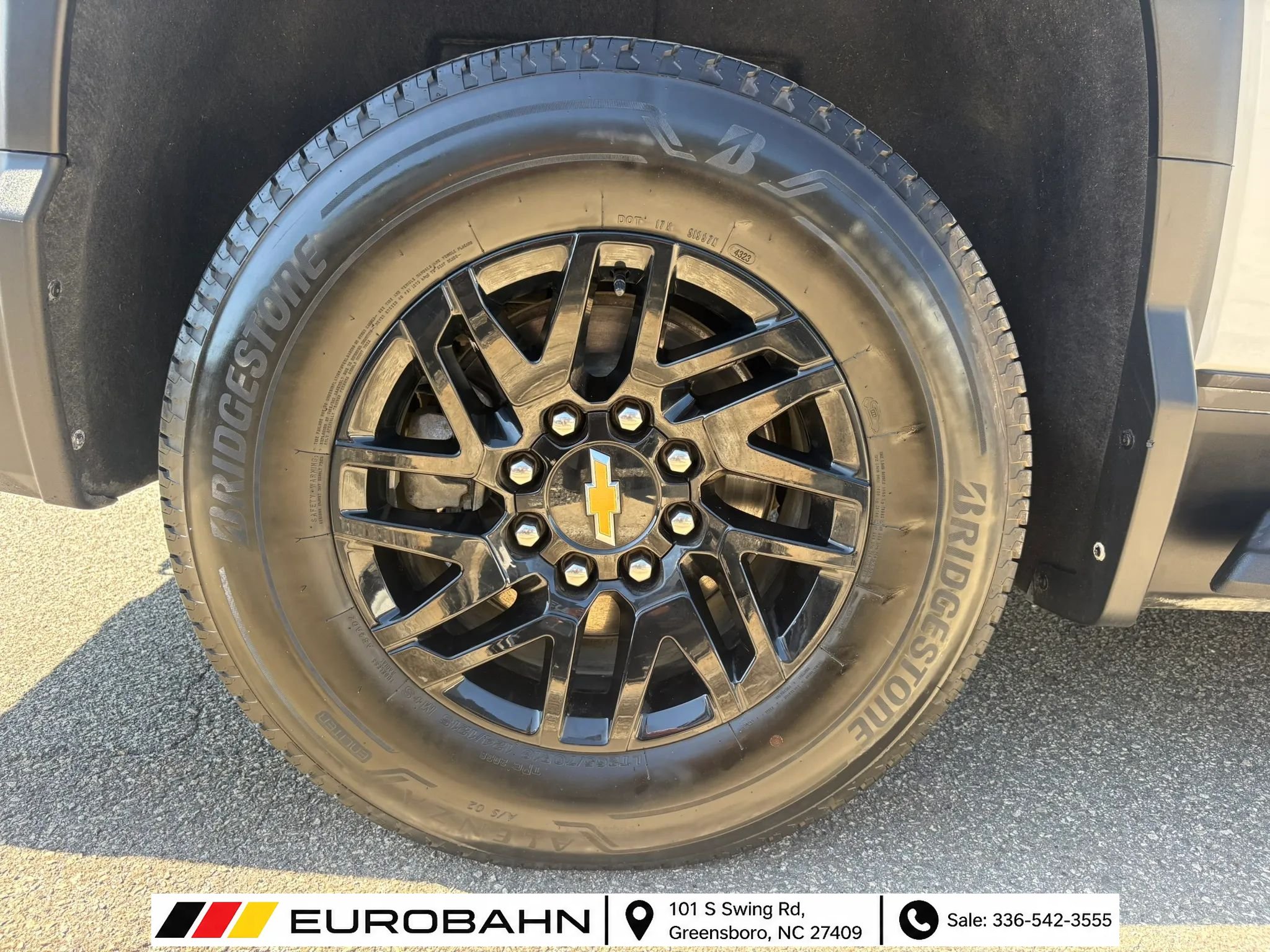 Used 2024 Chevrolet Silverado EV W/T AWD/4WD image 35