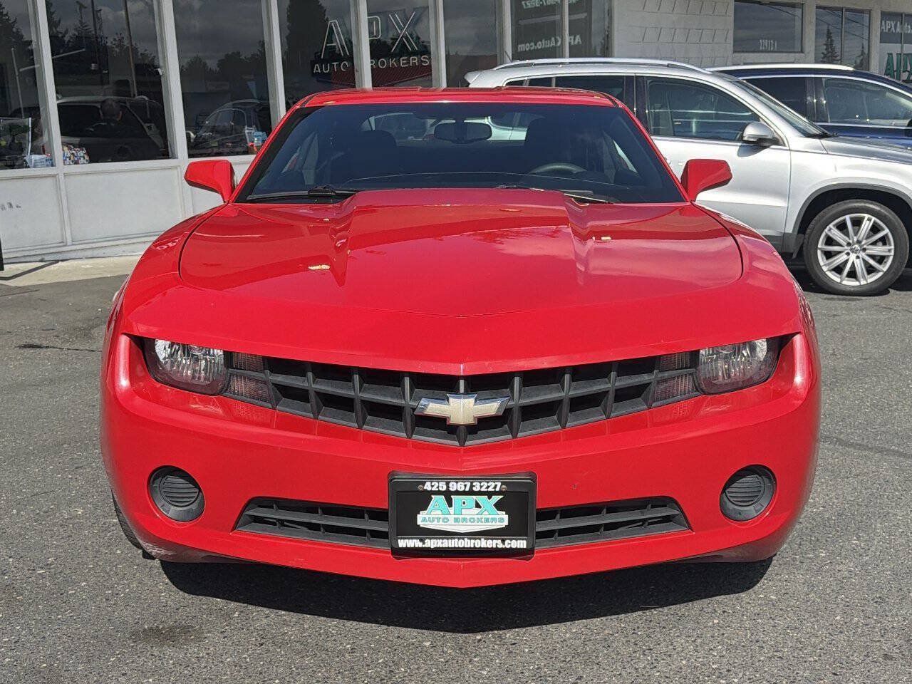 Used 2011 Chevrolet Camaro LS RWD image 9